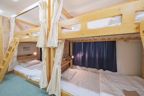 Koenjiminami Apartment | Dormitory サークルテン- Share Room For Male Only 男性専用ドミトリー