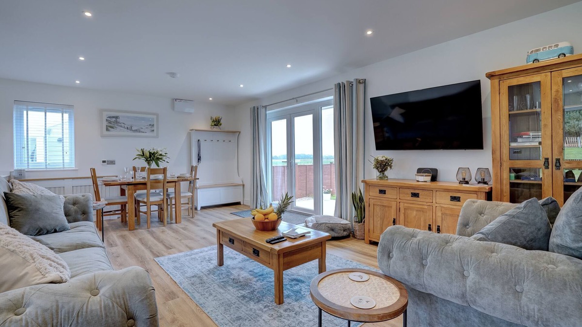 Irstead Apartment | Dormy | East Ruston Cottages. Happisburgh, Norfolk