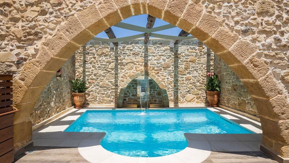 Drapanias Villa | Doro Gold Villa︱Tasteful Stone Villa with Luxury Hot Tub and Pool