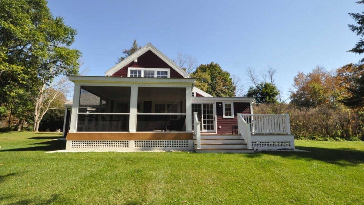 East Dorset House | Dorset/Battenkill River Retreat: ~12 mins to Manchester, Dorset, Bromley