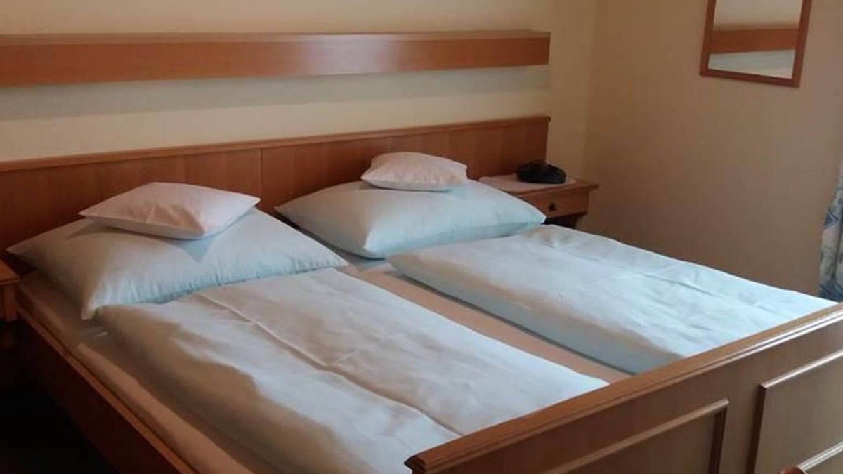 Sankt Margarethen im Lungau Apartment | Double room with shower, WC and balcony - Haus Traudi