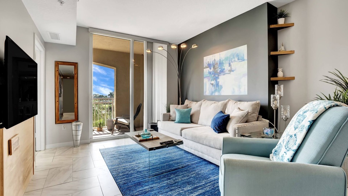 Boynton Beach Condo | DOUBLE BALCONY IN BEAUTIFUL, MODERN ONE-BR CONDO!