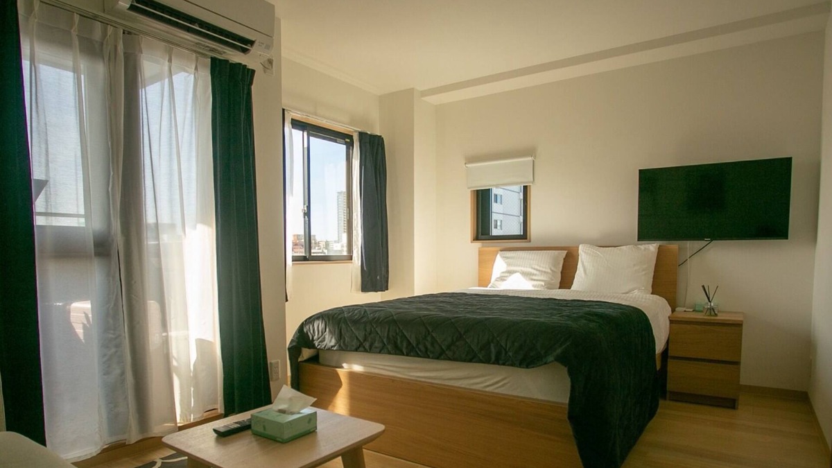 Naniwa Apartment | Double bedroom 6 - 601/Osaka Ōsaka