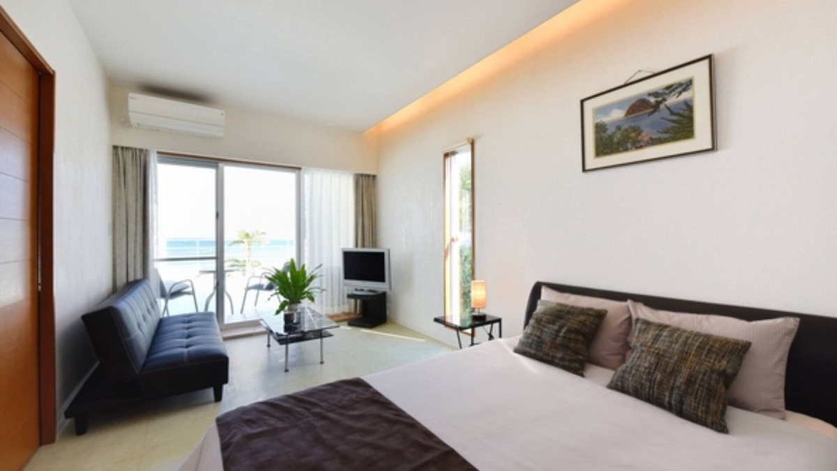 Kadena-cho Hotel | double bedroom/Nakagami-gun Okinawa