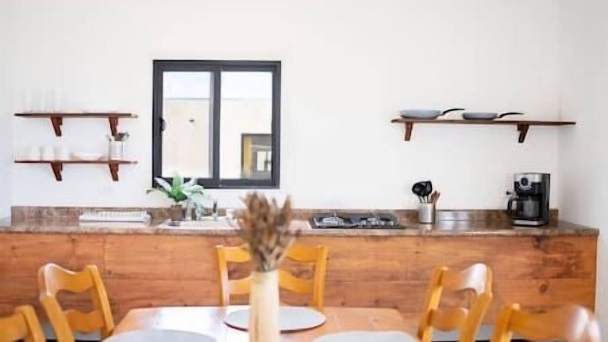 Ensenada House | Double Cabin #10 - Oak Point