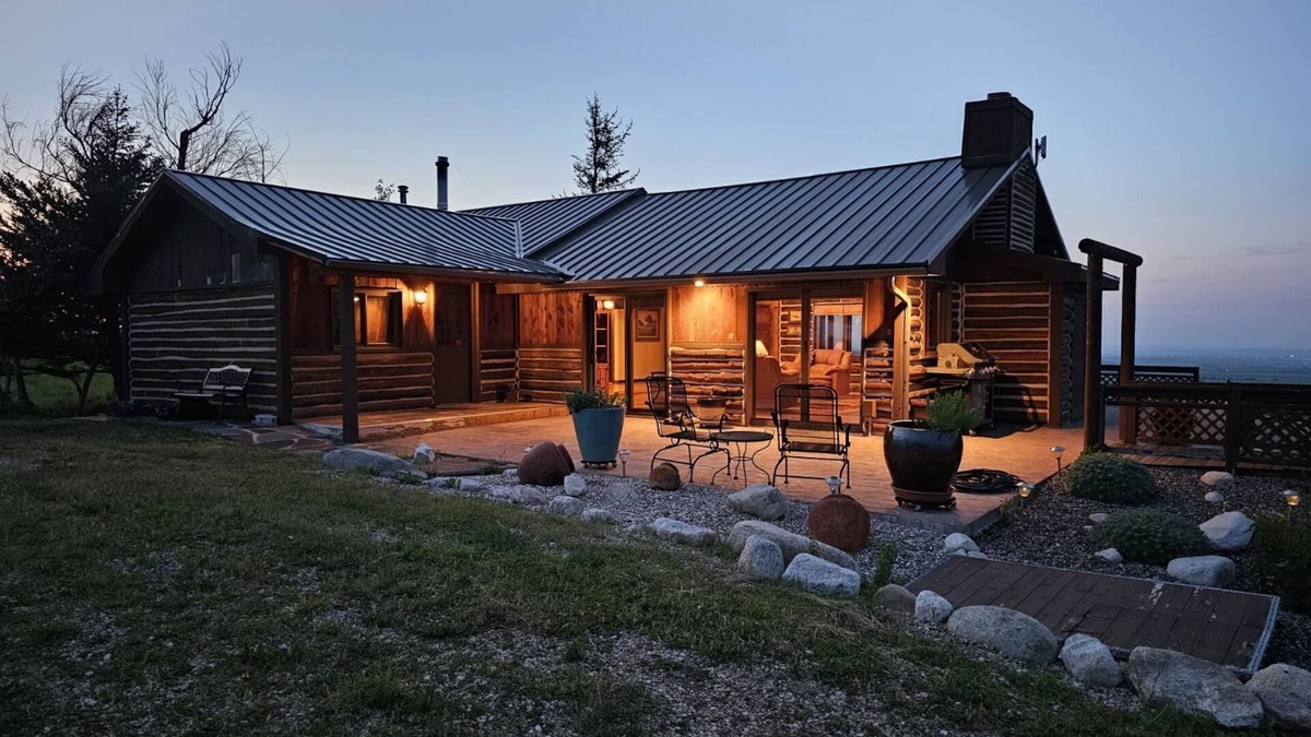 Story House | Double Eight