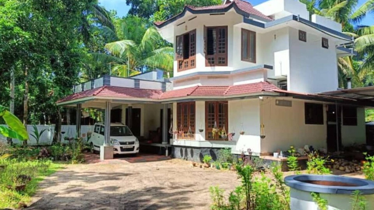 Pattanakkad House | Double room #1 @PEACE HOME STAY