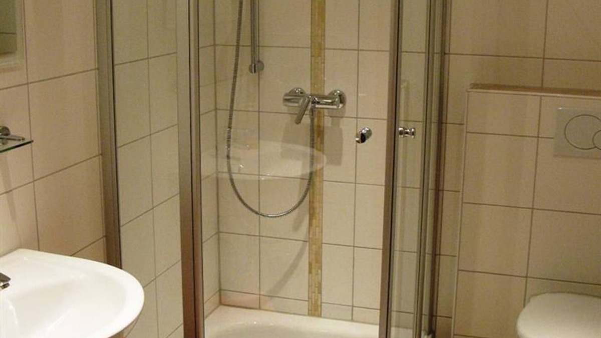 Leinsweiler Bed & Breakfast | Double Room 2 - Gästehaus Erlenwein