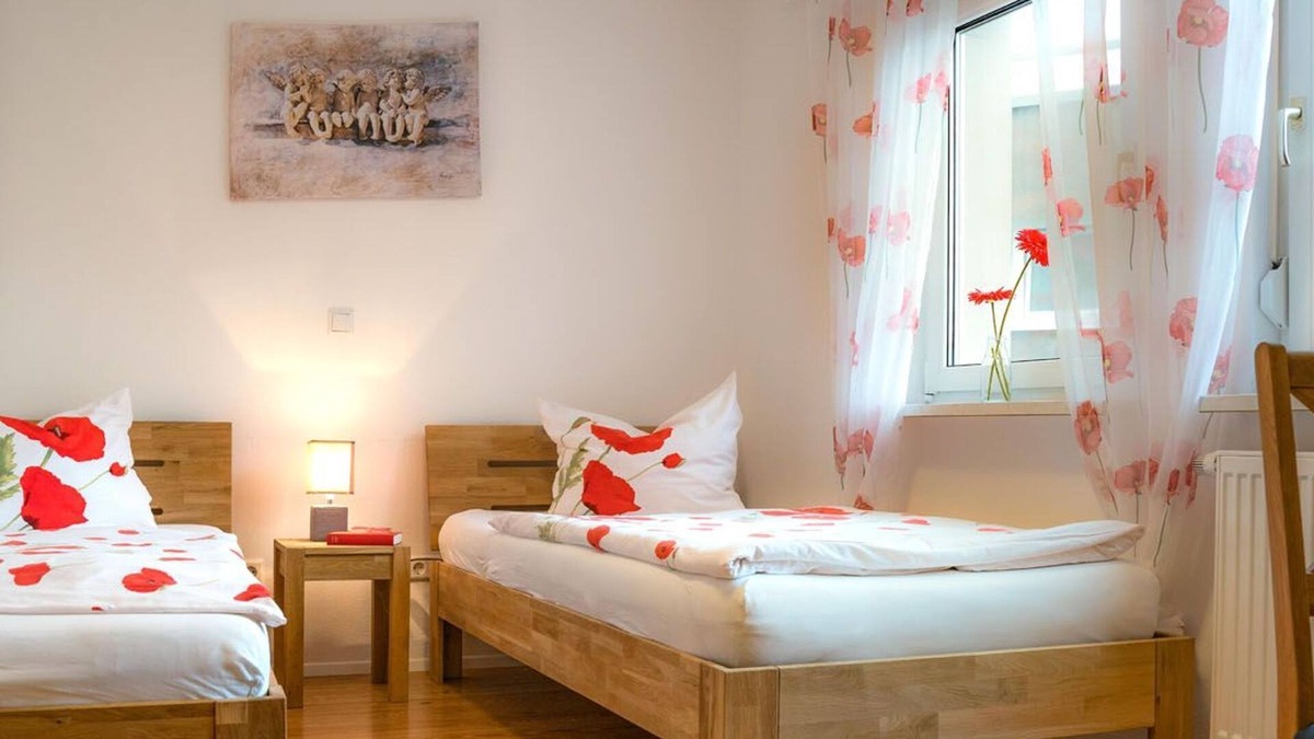 Langenbrettach Apartment | Double room 2 - Pension Sleep-In Brettach
