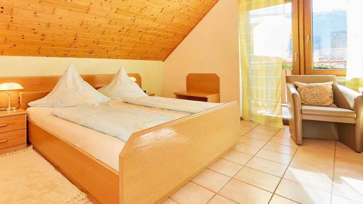 Krov Bed & Breakfast | Double room 4 - Gäste- und Weinhaus Haus Schatzgarten