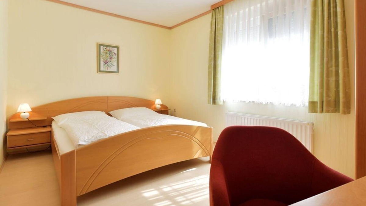 Illmitz Apartment | Double room - Blumenhof Wegleitner