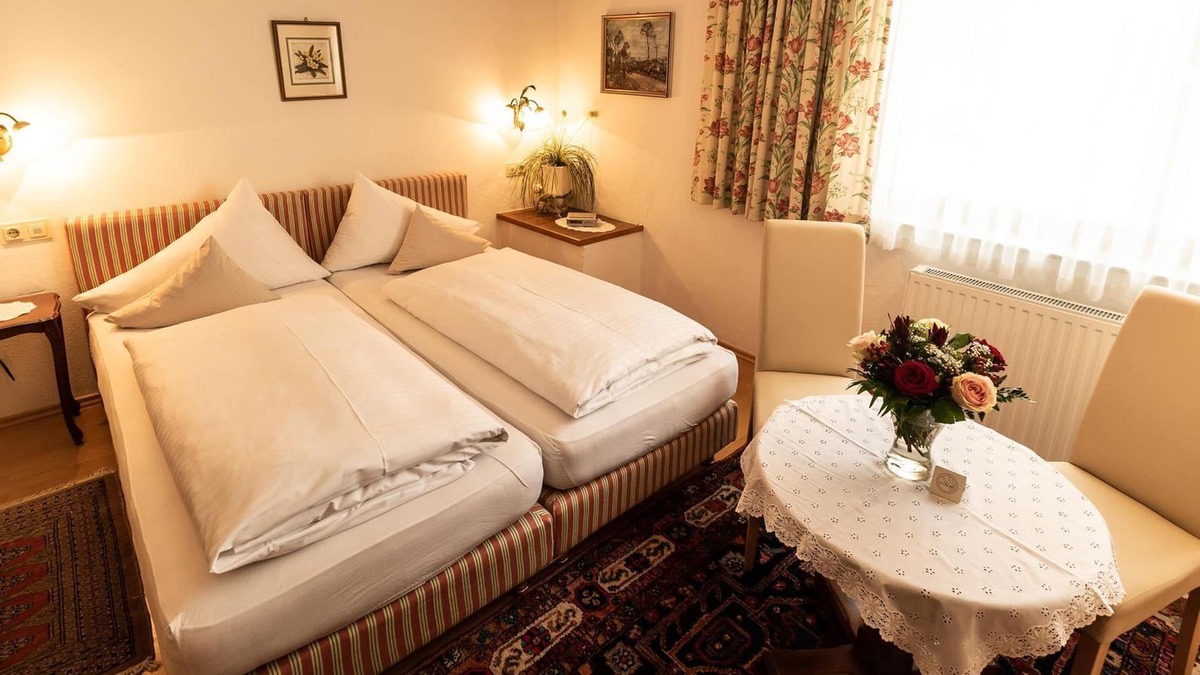Seefeld in Tirol House | Double Room Comfort A - Short Stay - Hotel Helga
