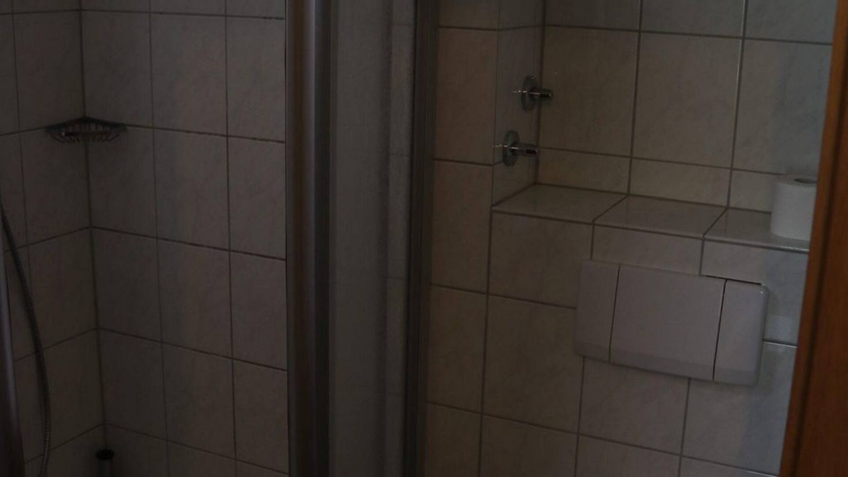 Kirchberg House | Double room with shower/WC - Hotel Weber am Markt