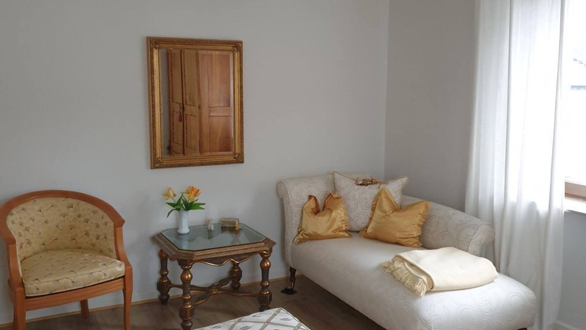 Maring-Noviand Apartment | Double room - Guest room in the Liesertal