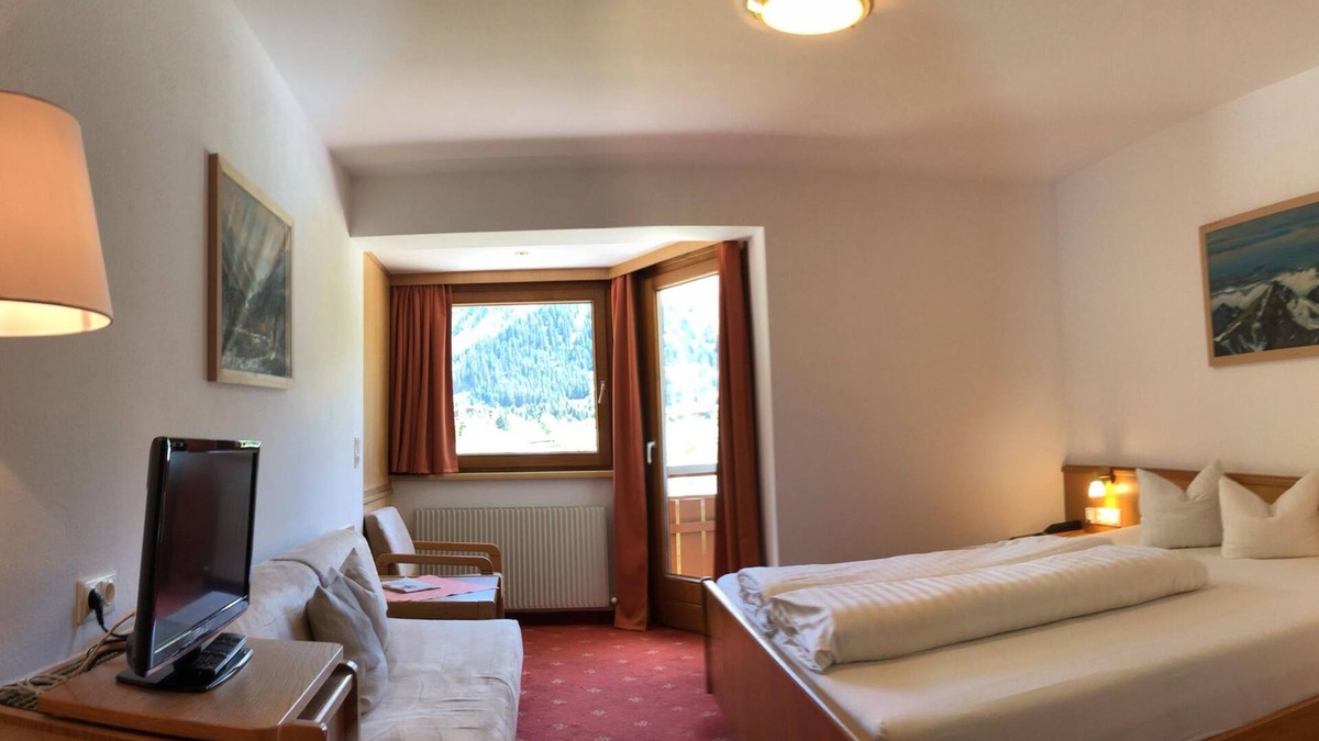 Mandarfen House | Double room - half board - Piz-Hotel