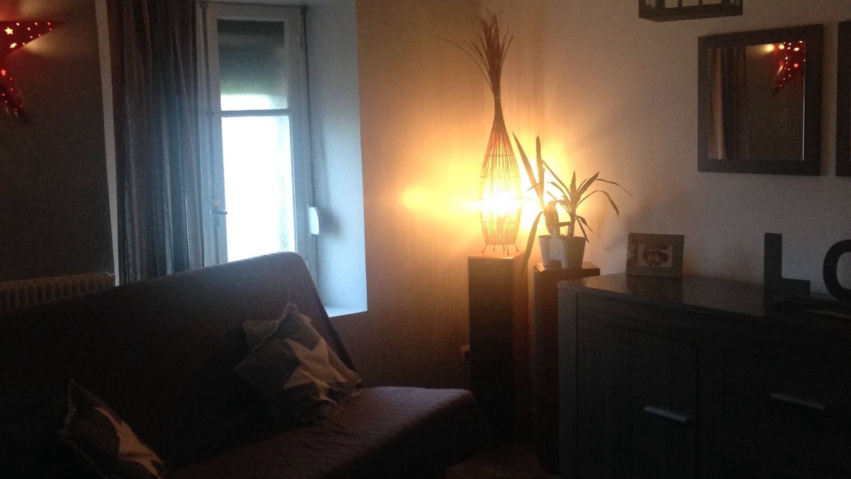 Falaise House | Double room in a house overlooking a natural horizon.