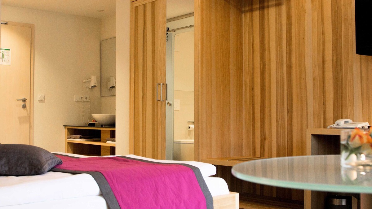 Eggolsheim House | Double room large (without balcony) - Brewery-Gasthof Pfister