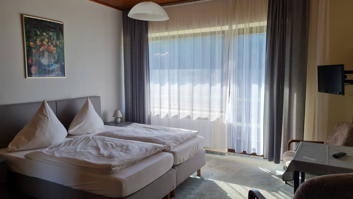 Waischenfeld Cottage | Double room no. 22 - Waldpension Rabeneck