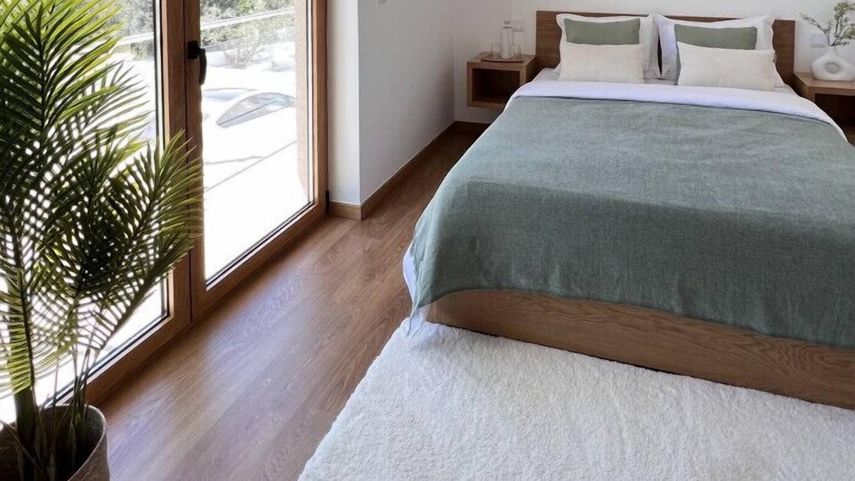 Penacova House | Double room with nature motive