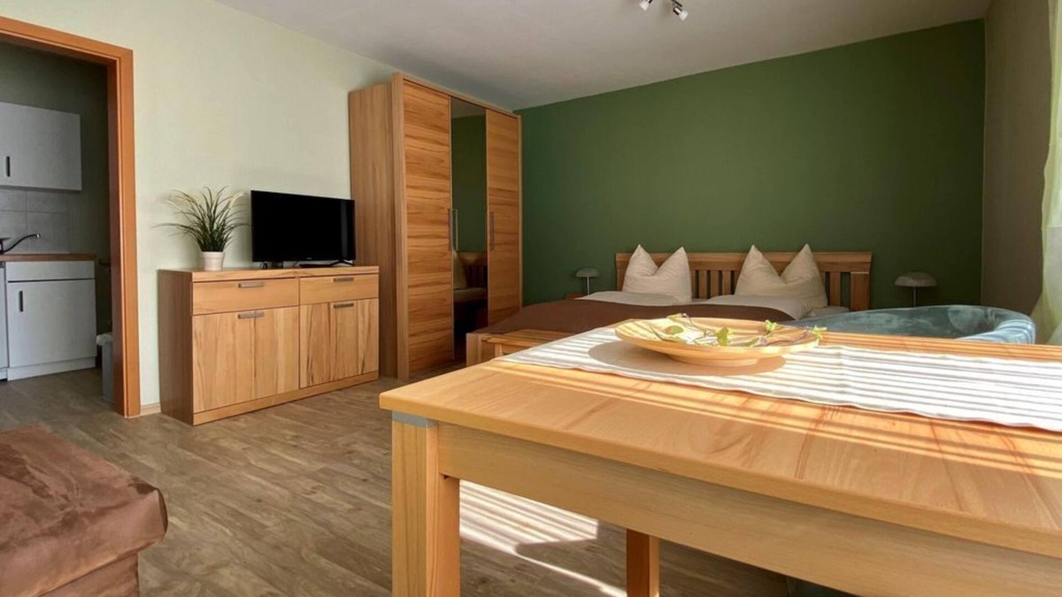 Bad Kreuznach District Bed & Breakfast | Double Room Shower/WC - Winery Funck-Schowalter