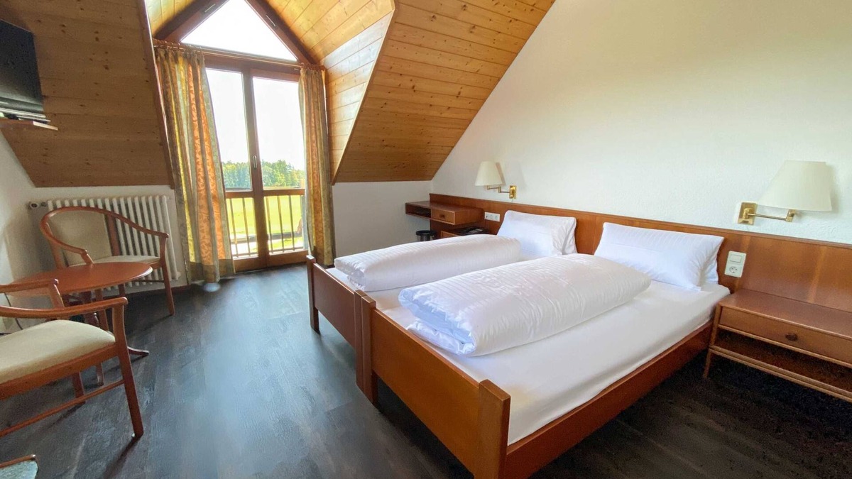 Illmensee House | Double room Stammhaus category I - Höchsten Natur Erlebnis Hotel