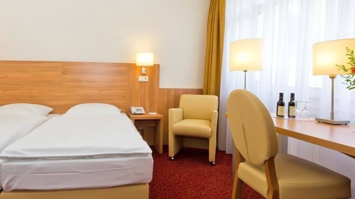 Remagen House | Double room Superior - Ringhotel Haus Oberwinter