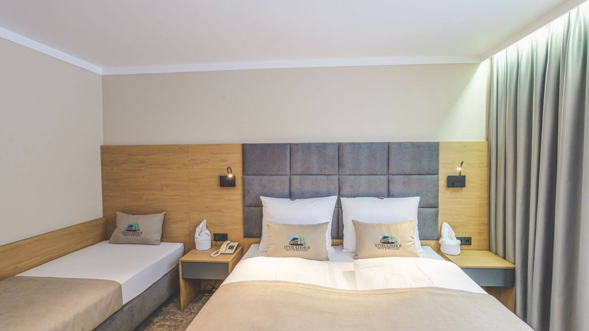 Steeg House | Double room Tirol - Hotel Styrolerhof KG
