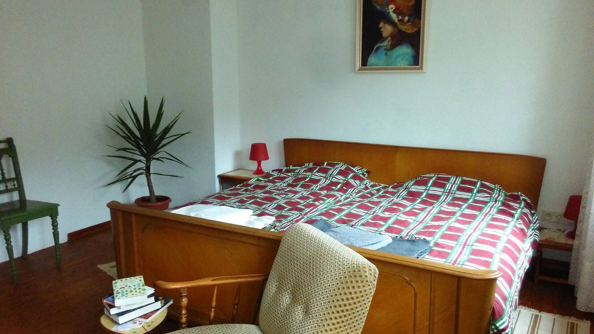 Obere Kyll Apartment | Double room to rest and walk away