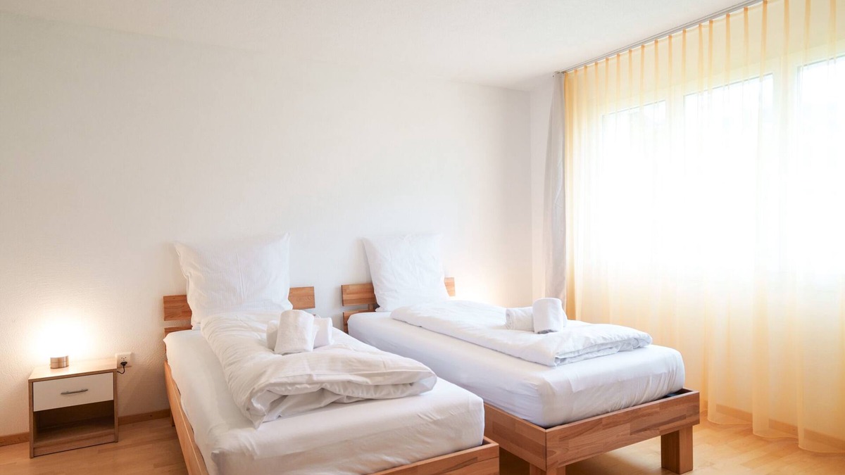 Amden Apartment | Double Room/Upper Floor/max. 2 Persons