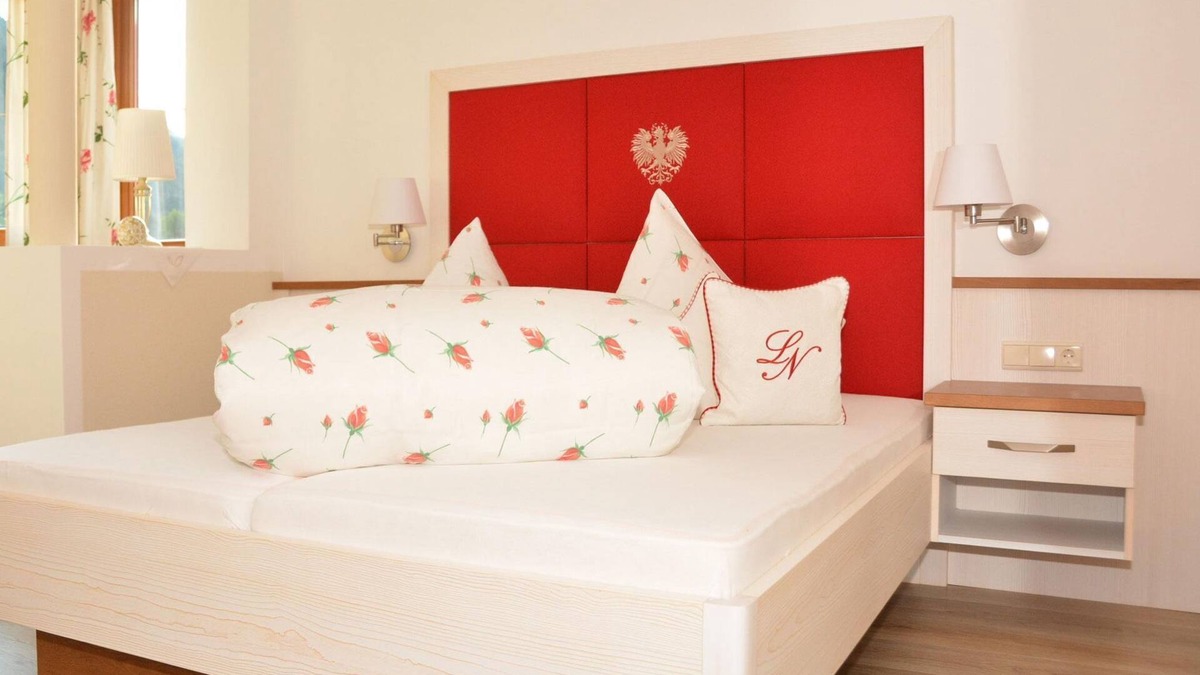 Gries im Sellrain Apartment | Double room with shower od. Bath, toilet - Landhaus Notburga