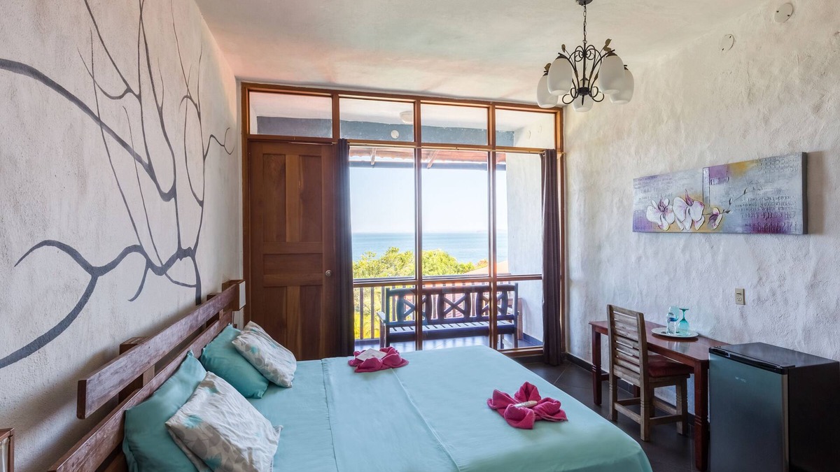 Torio House | Double room with ocean view and balcony | Beachfront Boutique Hotel & Pool