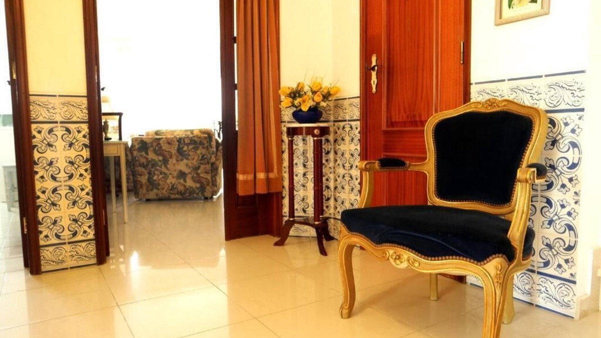 Ameijeira Cottage | Double Room with Double Bed Private Bathroom