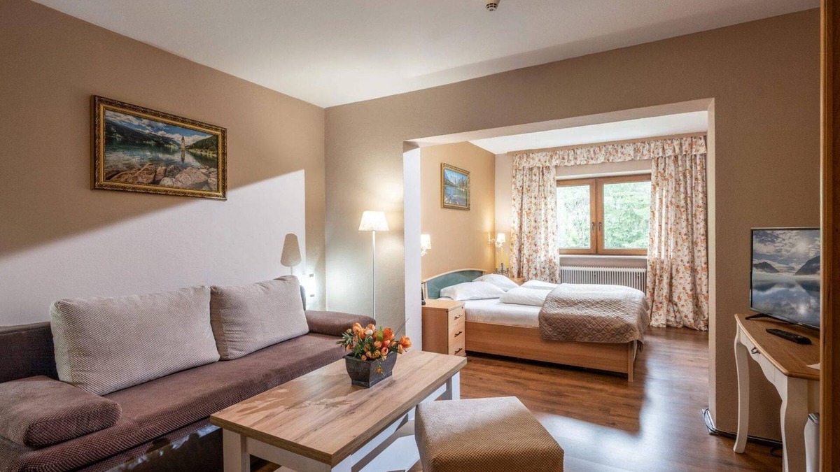Maurach House | Double room with extra bed - Alpenhotel Edelweiss