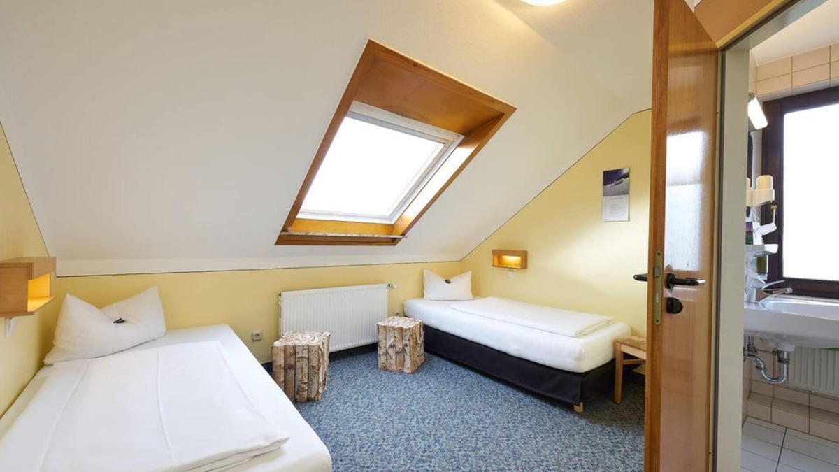 Kirchberg House | Double room with half board - Landhotel Karrenberg