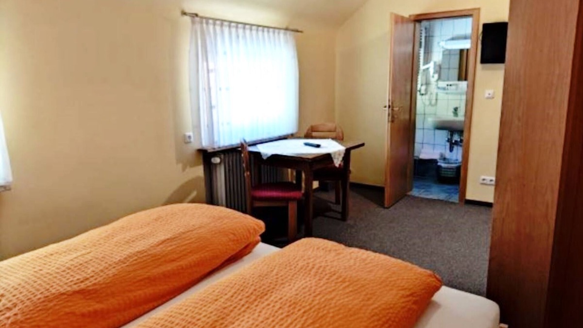 Beerfelden Cottage | Double room without balcony 10 - Gasthaus Zum Pälterwald