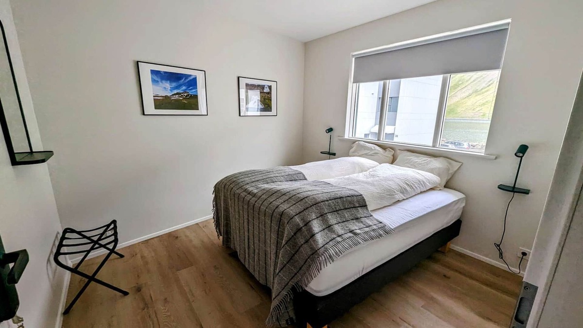 Isafjordur House | Double with Shared Bathroom @ The Ísafjörður inn