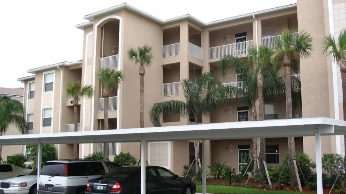 Heritage Palms Condo | Double Your Pleasure - 36 Hole Golf