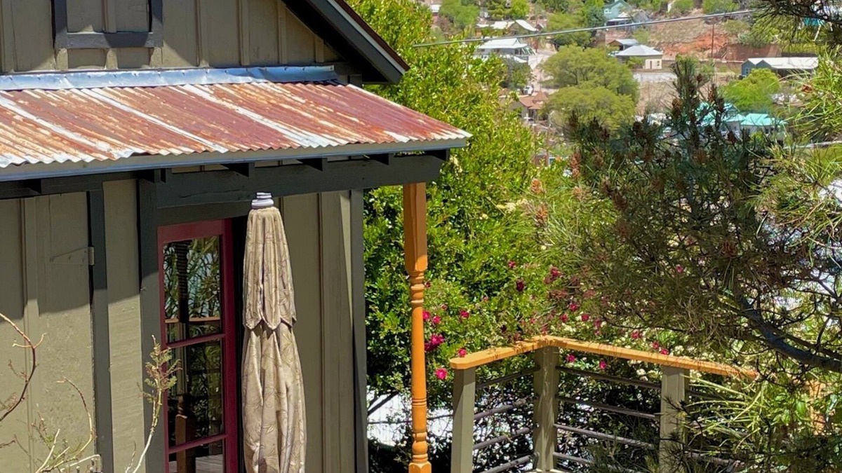 Bisbee Cottage | Doublejack Guesthouse - a vacation rental in Historic Old Bisbee