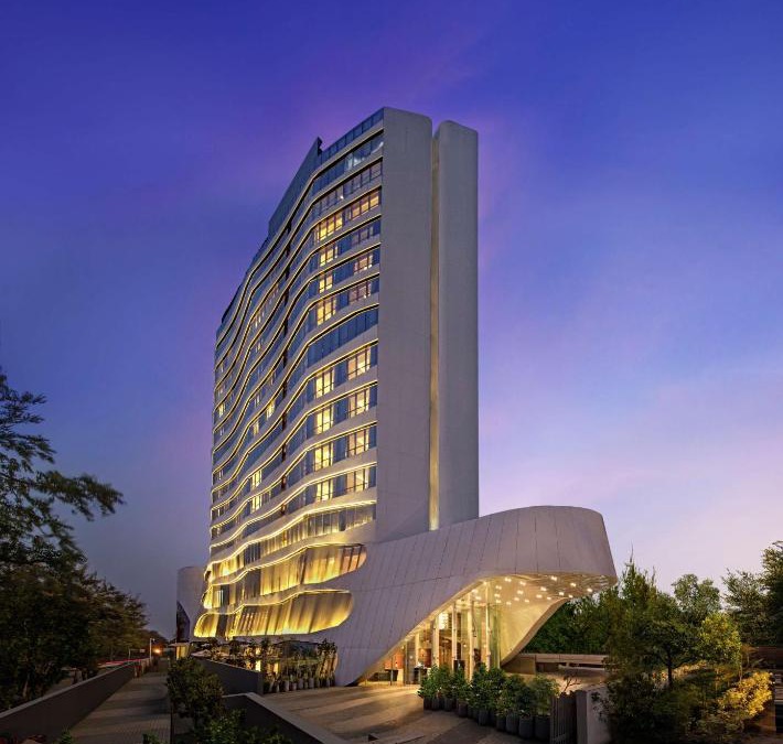 Ahmedabad Hotel | DoubleTree by Hilton Ahmedabad