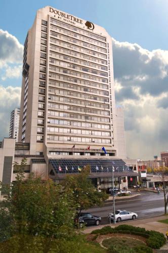 Downtown London Hotel | Doubletree by Hilton London