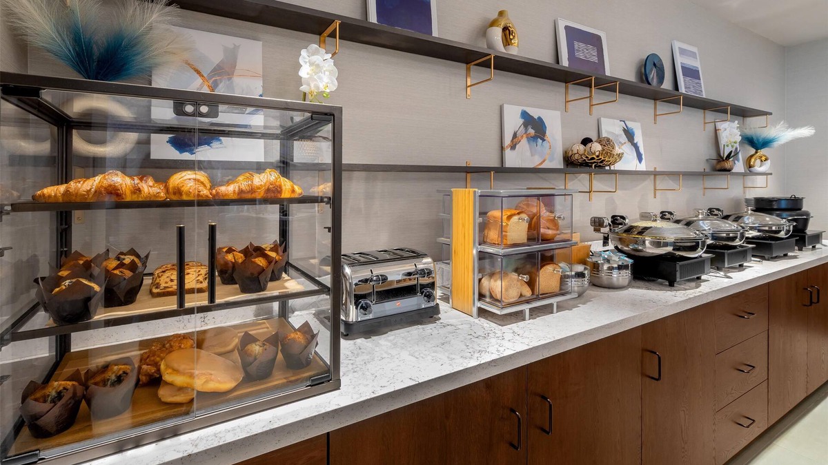 Sioux City Hotel | DoubleTree by Hilton Sioux City