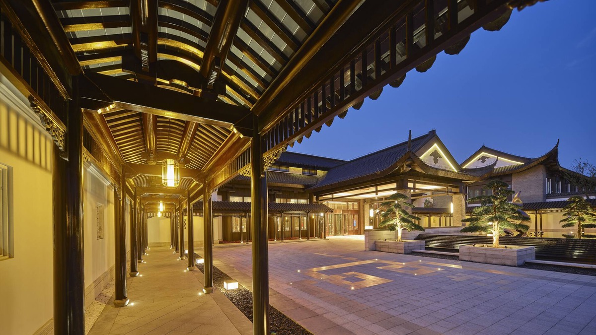 Tinghu Qu Hotel | Doubletree By Hilton Yancheng Dayangwan