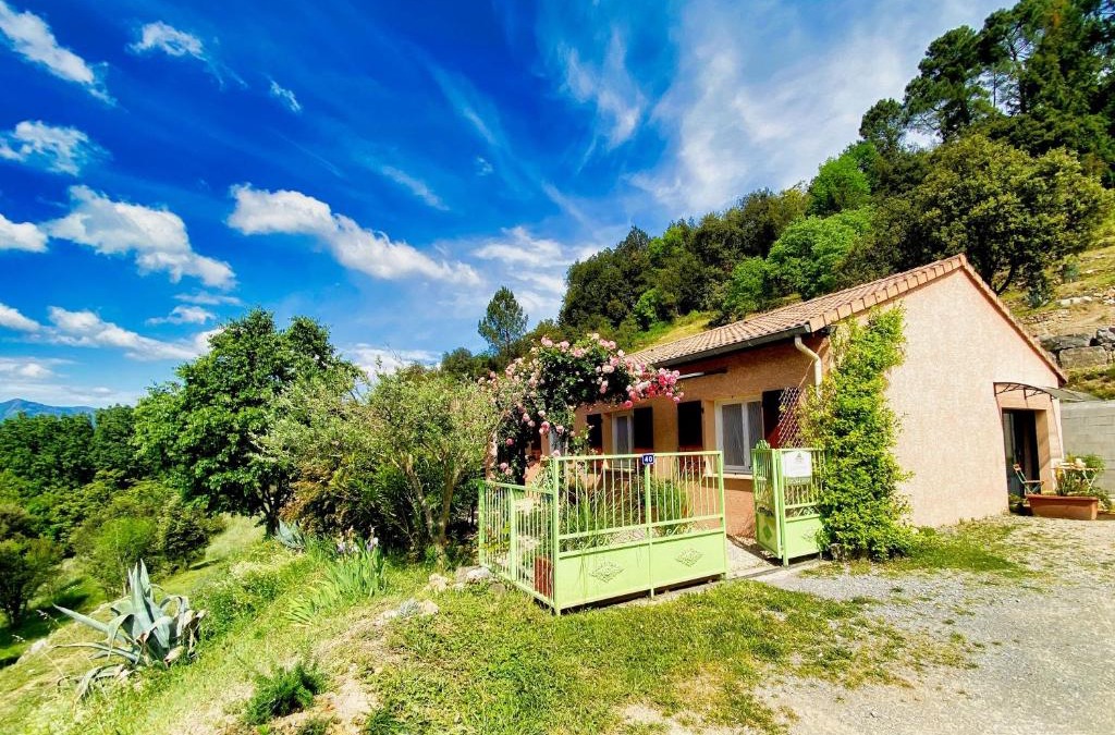 Vals-les-Bains Bed & Breakfast | Douce Quiétude "L'ESCAPADE" chambre d'hôtes