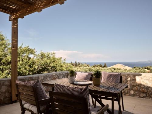 Korithi House | Dounias Village Home - Traditional Architecture & Modern Luxury