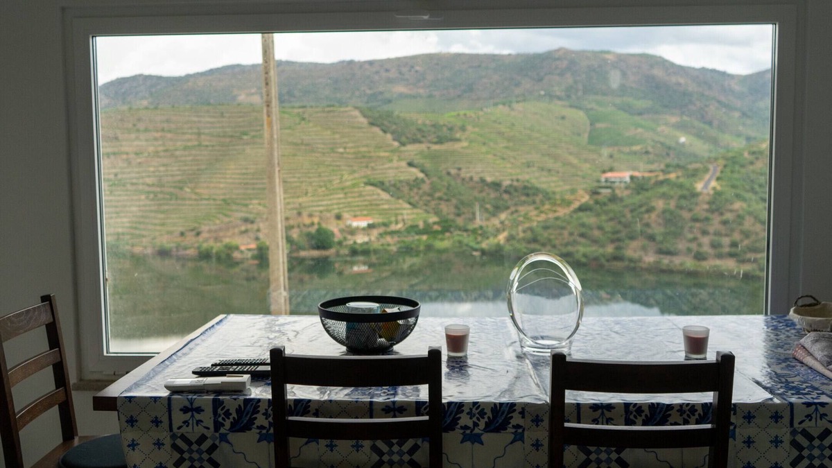 Vila Nova de Foz Coa Apartment | DOURO RIVER VIEW FAMILY RETREAT 3BD APARTMENT