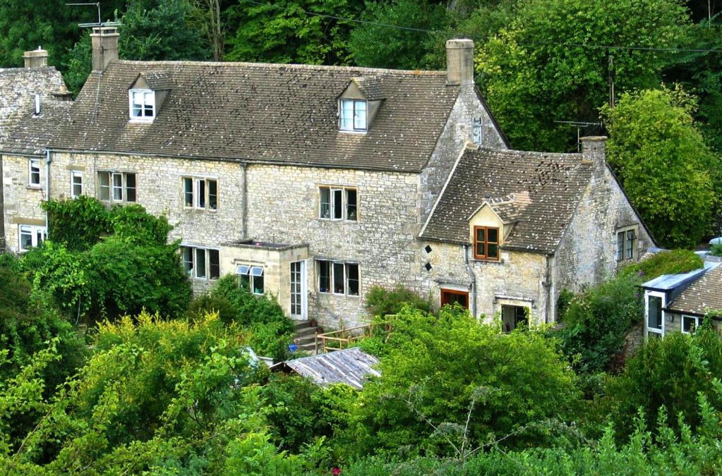 Stroud House | Dove Cottage