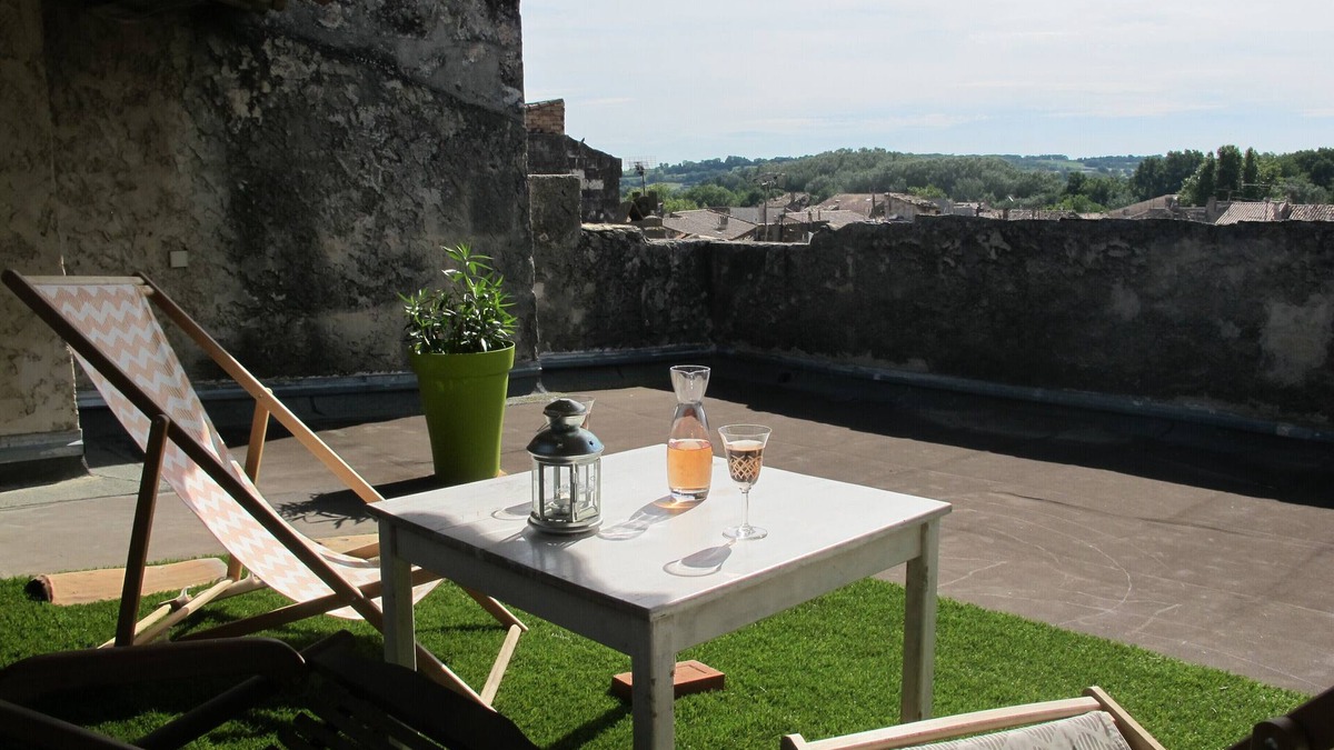 Montfrin House | Dovecote in the 12th-century Commanderie des Templiers at Montfrin