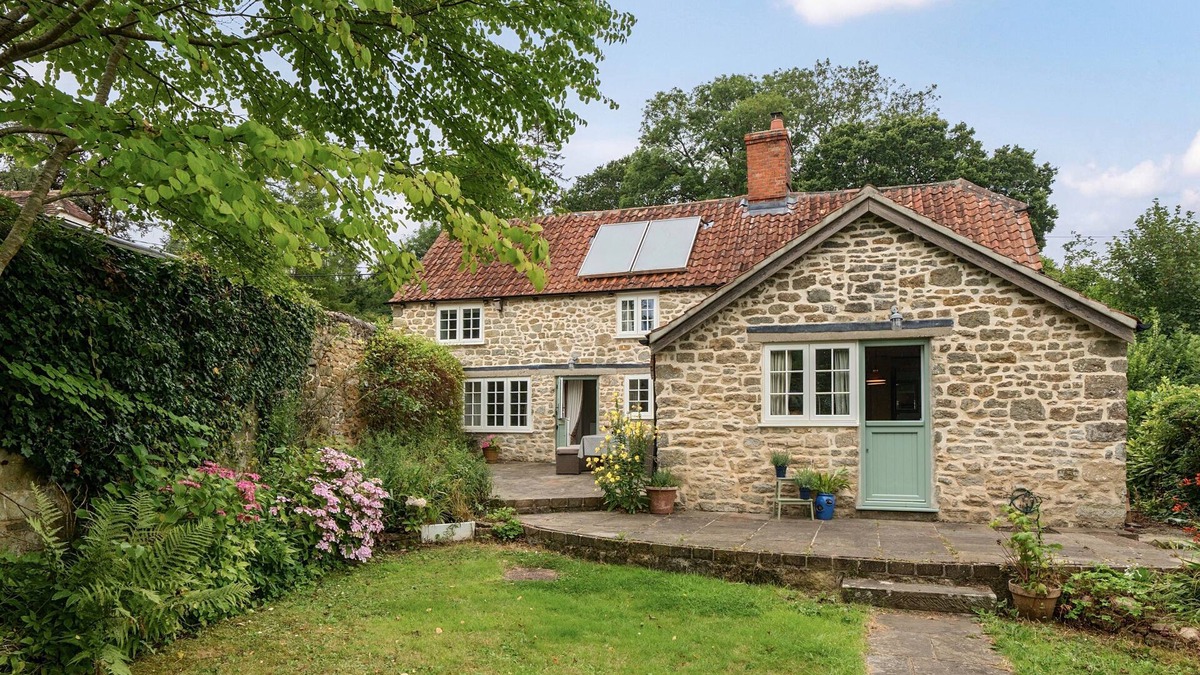 Zeals Cottage | Dovehayes Cottage - sleeps 4 guests in 2 bedrooms