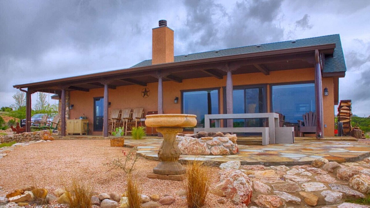 Canyon Cabin | Doves Rest Cabins - Fortress, on the West Rim