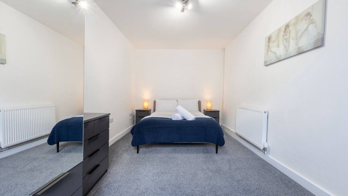 Dowlais Apartment | Dowlais Top by Tŷ SA